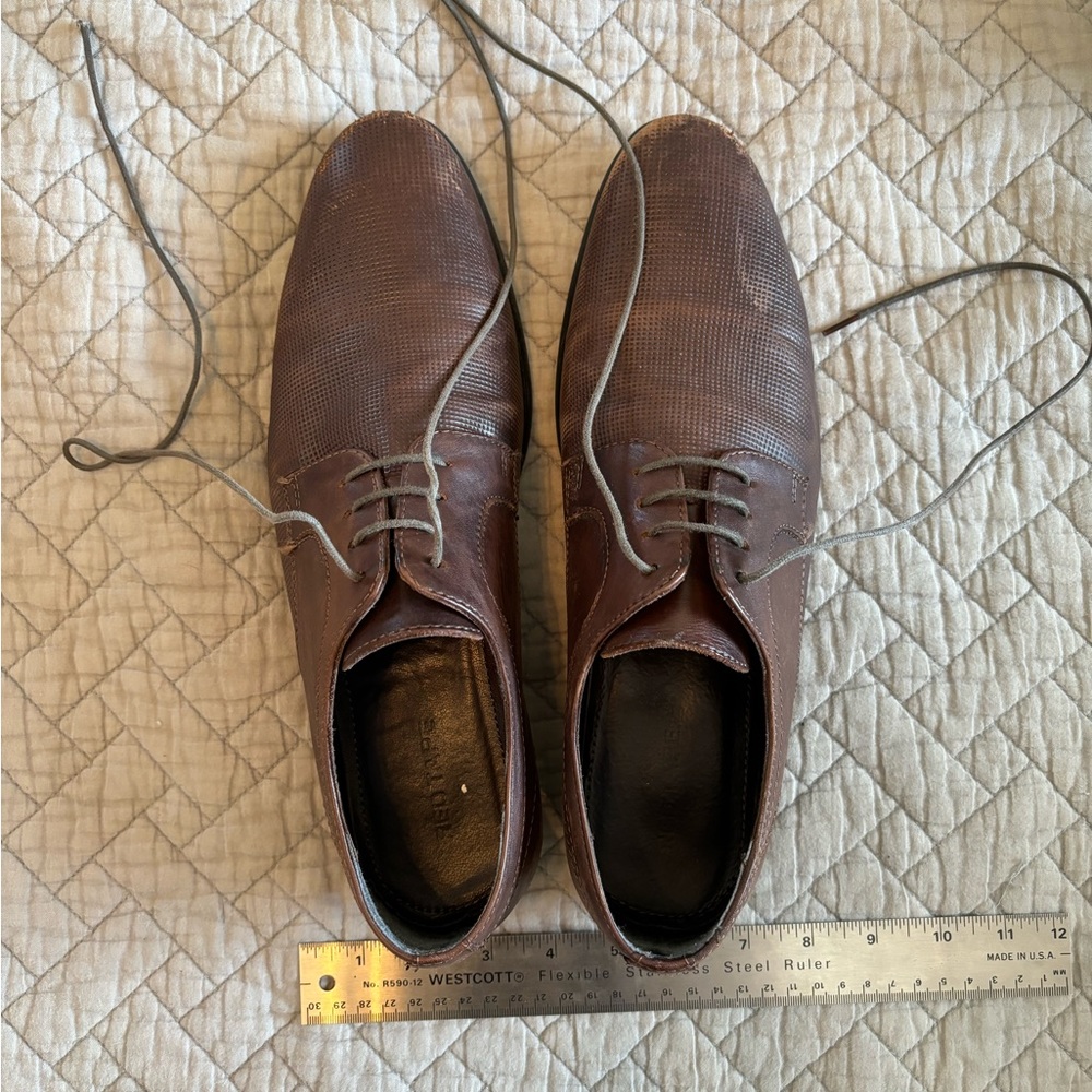 Red Tape Men’s Dress Shoes Size 9.5